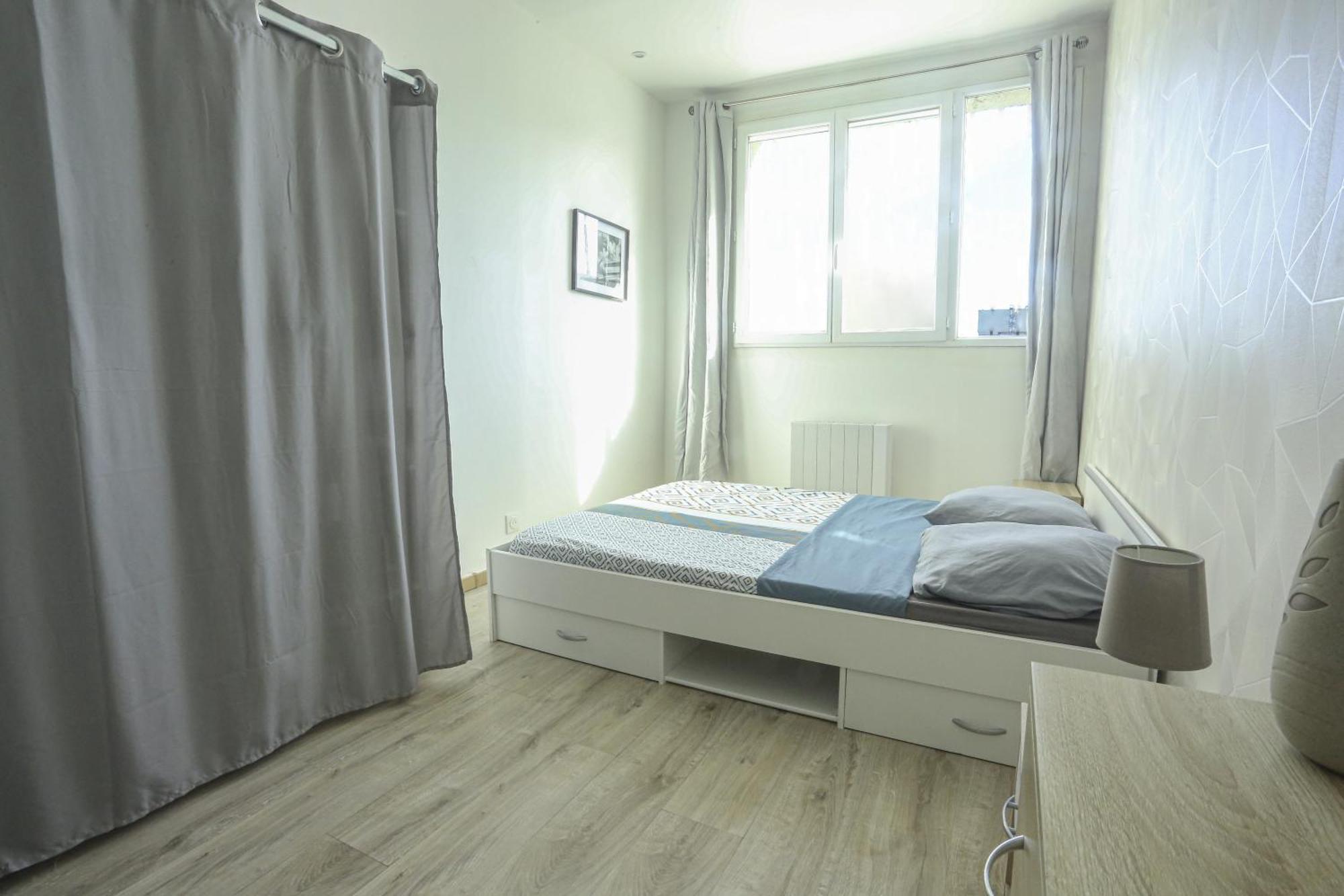 Elegant Appartement Bord De Seine 몽트로-포트-욘 외부 사진
